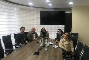 Equipes do ICAEPS e SEAC-SC debatem nova fase do Conexão Profissional