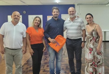 Parceria entre ICAEPS e Blumenau é alinhada em reunião institucional